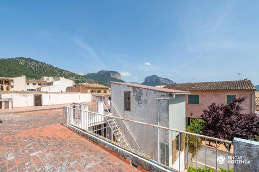 Luxury home in Alaró, Province of Balearic Islands