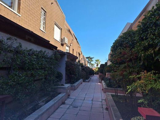 Maison de luxe à Pozuelo de Alarcón, Province de Madrid