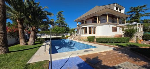 Detached House in Paterna, Valencia
