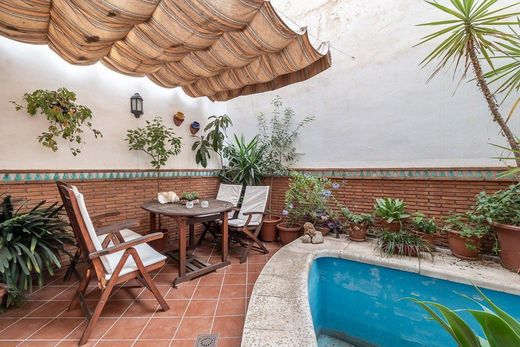Luxus-Haus in Granada, Andalusien