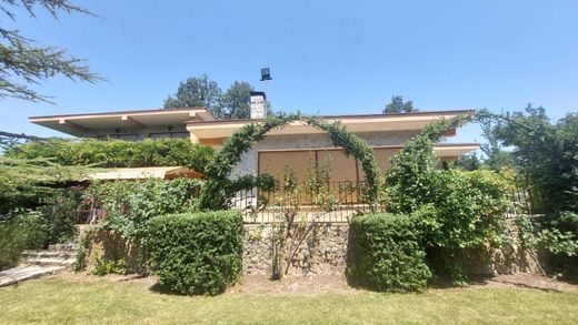 Luxury home in Cidones, Soria