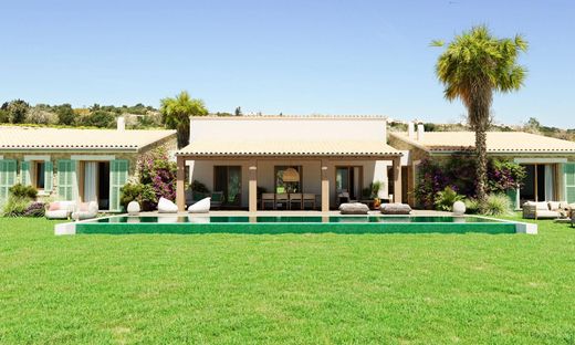 Grond in Petra, Balearen