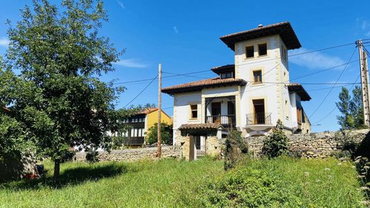 Casa di lusso a Colombres, Asturie