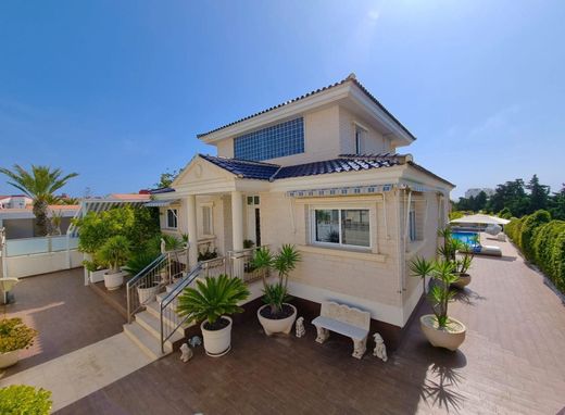 Villa in Torrevieja, Alicante