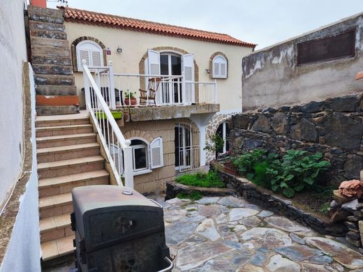 Townhouse in Adeje, Province of Santa Cruz de Tenerife