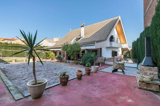 Detached House in Las Gabias, Granada