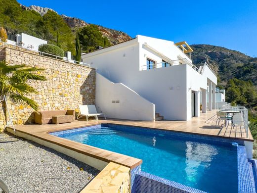 Villa in Altea, Alicante