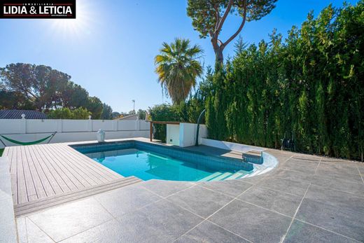 Detached House in Alcalá de Guadaira, Province of Seville