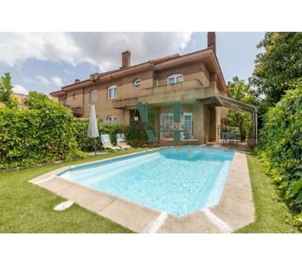 ‏וילה רב-משפחתית ב  קסרס, Provincia de Cáceres