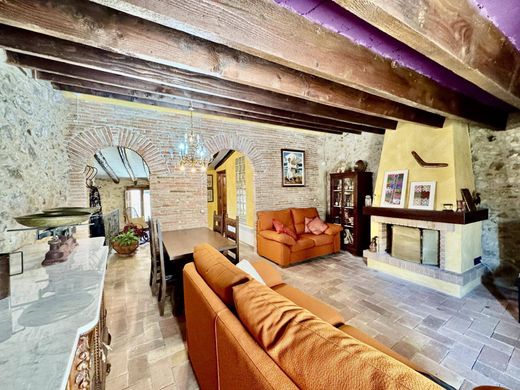 Dom jednorodzinny w Torroella de Montgrí, Província de Girona