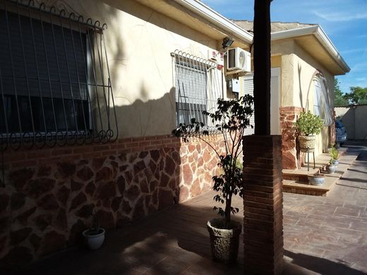‏בית חד-משפחתי ב  Crevillente, Provincia de Alicante