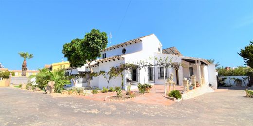 Detached House in Playas de Orihuela, Alicante