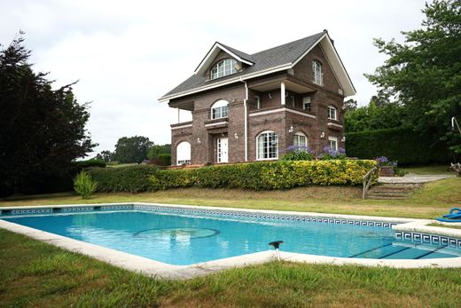 Luxus-Haus in Puente San Miguel, Provinz Cantabria