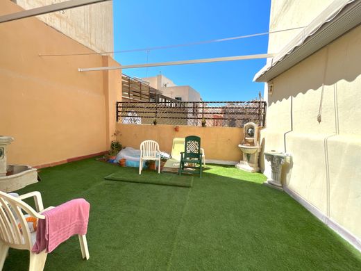 Apartment / Etagenwohnung in Almería, Andalusien