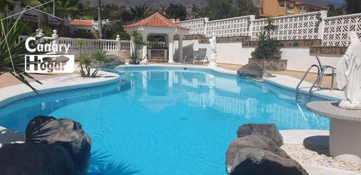 Villa in Adeje, Province of Santa Cruz de Tenerife