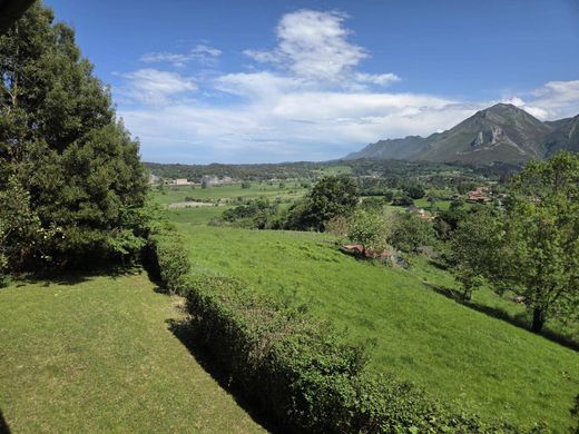 Detached House in Ribadesella, Province of Asturias