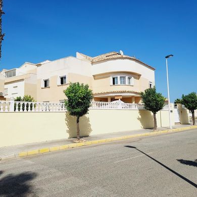 Vrijstaand huis in Torrevieja, Provincia de Alicante