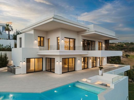 Villa in Estepona, Malaga