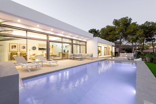 Villa in Pilar de la Horadada, Alicante