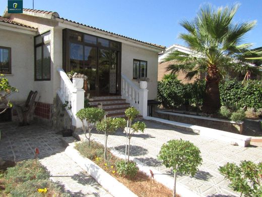 Detached House in Villalbilla, Province of Madrid