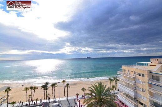 Apartment / Etagenwohnung in Benidorm, Alicante