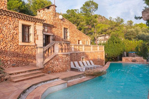 Villa in Costa de los Pinos, Balearen