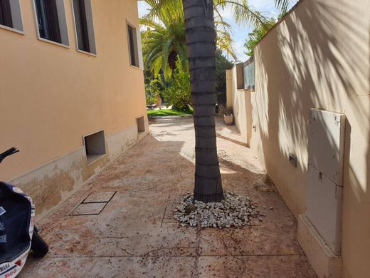 Casa en Petrel, Provincia de Alicante