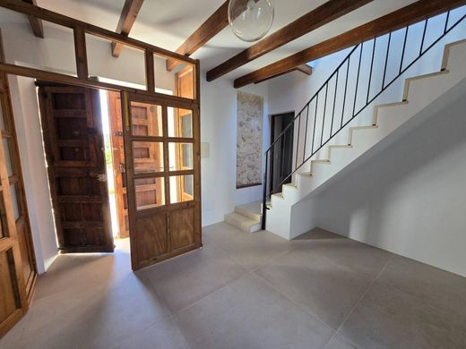 Detached House in Campanet, Province of Balearic Islands