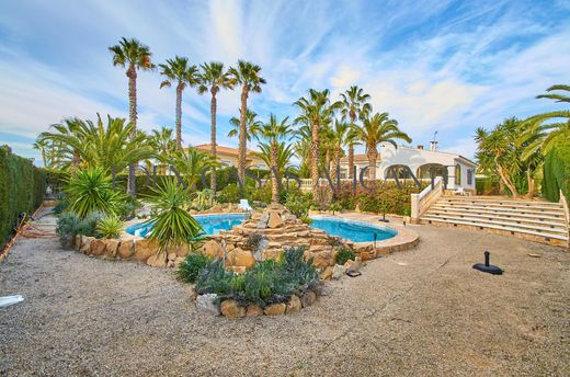 Detached House in Busot, Alicante