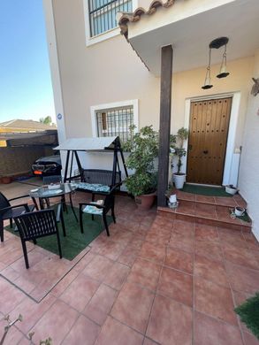 Mehrfamilienhaus in Málaga, Andalusien