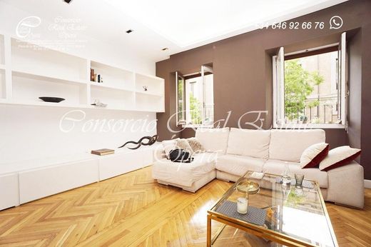 Apartment / Etagenwohnung in Madrid, Provinz Madrid