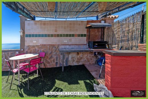 Detached House in Moclinejo, Malaga