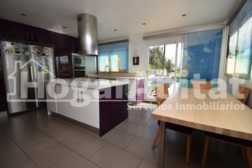 Detached House in Burriana, Castellon