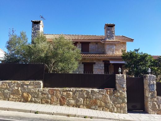 Detached House in Guadalix de la Sierra, Province of Madrid