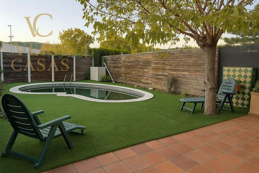 Villa multifamiliale à Vilassar de Dalt, Province de Barcelone