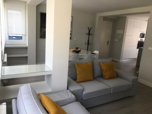 Apartment / Etagenwohnung in Santander, Provinz Cantabria