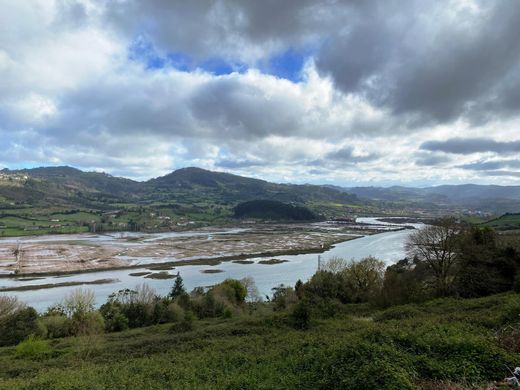 Land in Villaviciosa, Province of Asturias