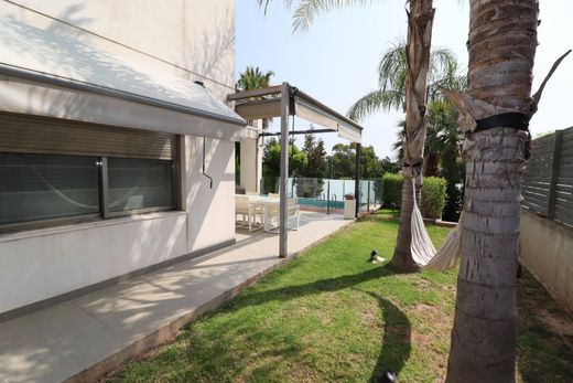 단독 저택 / Godella, Província de València