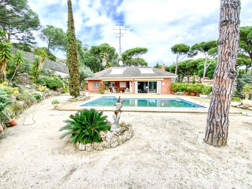 Detached House in Sant Vicenç de Montalt, Province of Barcelona