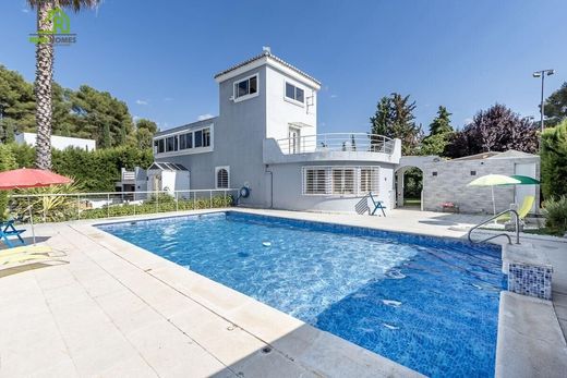 Detached House in Albolote, Granada