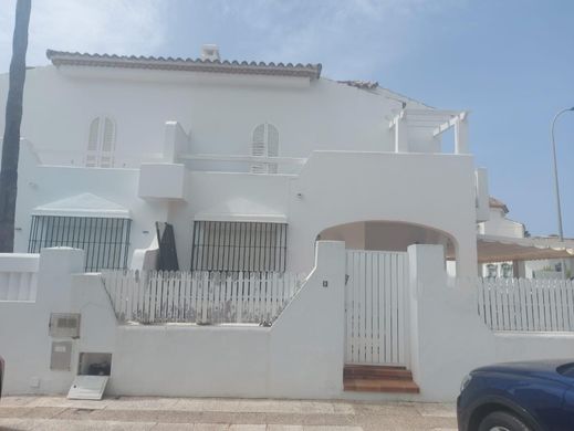 Villa Plurifamiliare a Chiclana de la Frontera, Cadice