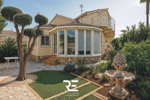 بيت مستقل ﻓﻲ Denia, Provincia de Alicante