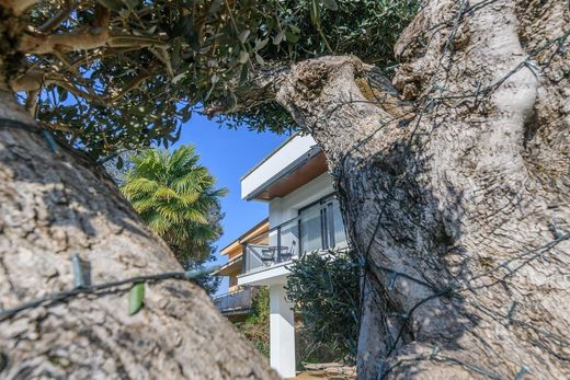 Dom jednorodzinny w Sant Fruitós de Bages, Província de Barcelona