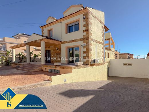 Вилла, Торревьеха, Provincia de Alicante