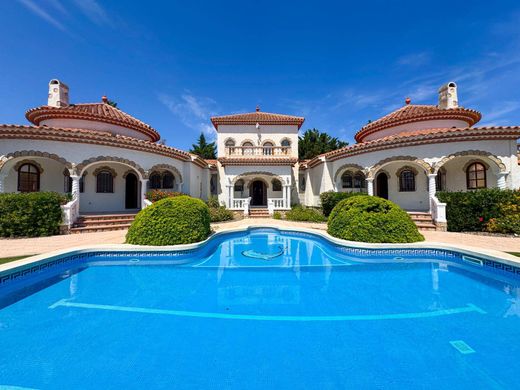 Luxury home in Miami Platja, Province of Tarragona