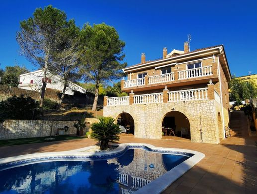 Casa di lusso a Canyelles, Província de Barcelona