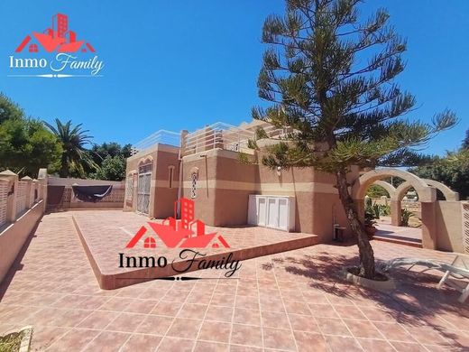 ‏בית חד-משפחתי ב  Roquetas de Mar, Almería