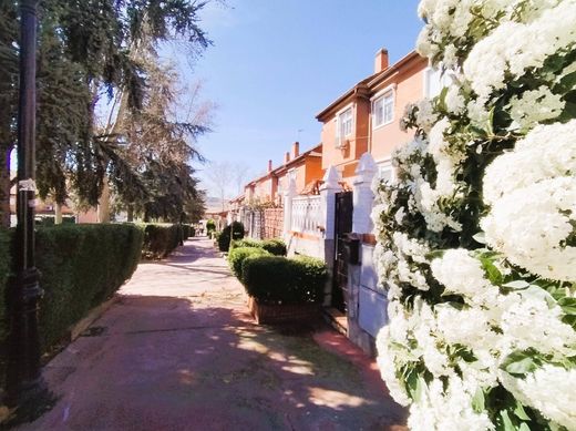 Casa Independente - Velilla de San Antonio, Provincia de Madrid