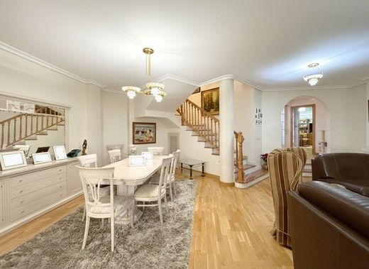 Luxus-Haus in San Vicent del Raspeig, Alicante