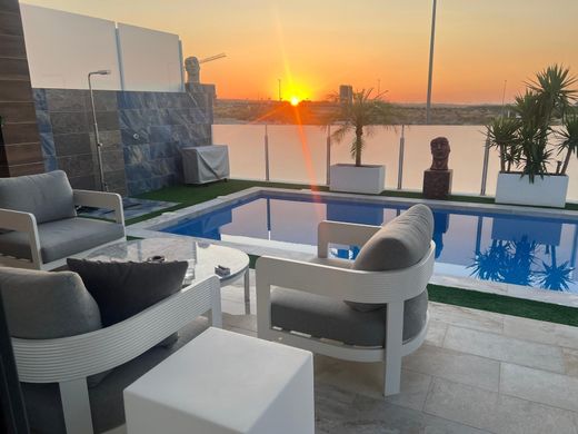 Luxus-Haus in Orihuela, Alicante